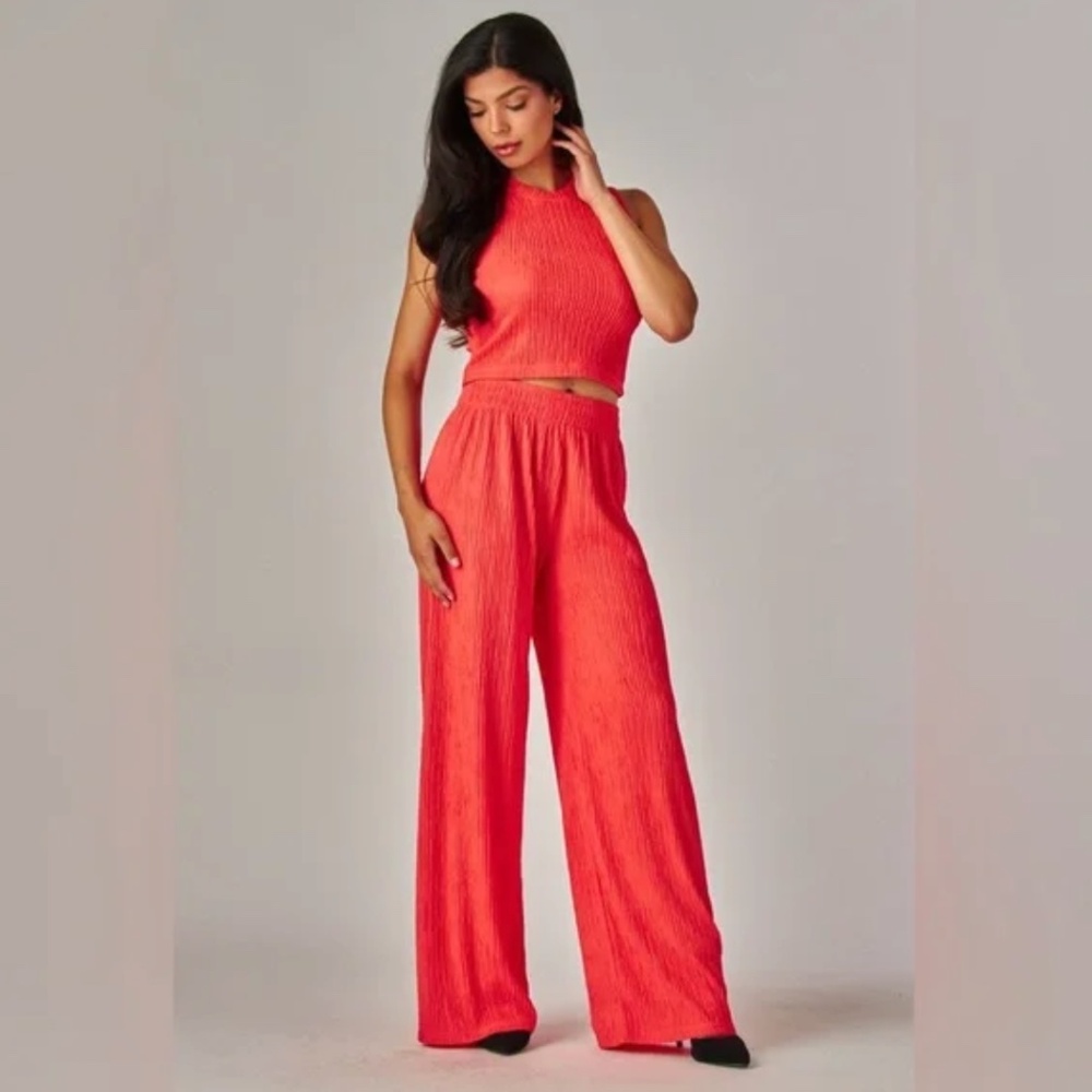 Love Poem Crinkled Plisse Lounge Set small orange set/co-ord